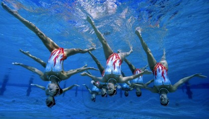 -国安调整名单引热议，姆巴佩15场连得分归来，费德勒新规引轰动