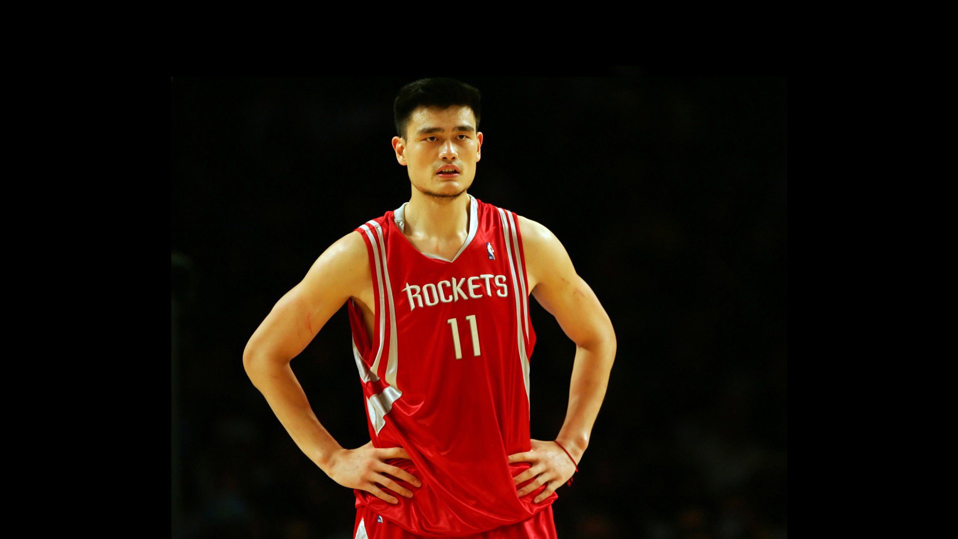 魔幻体育圈,山东泰山借NBA气势连胜,猛龙改行踢中超,纽卡斯尔意甲炸裂破纪录